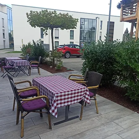 Szálloda Gaestehaus Stock Schokotoepfle Friedrichshafen